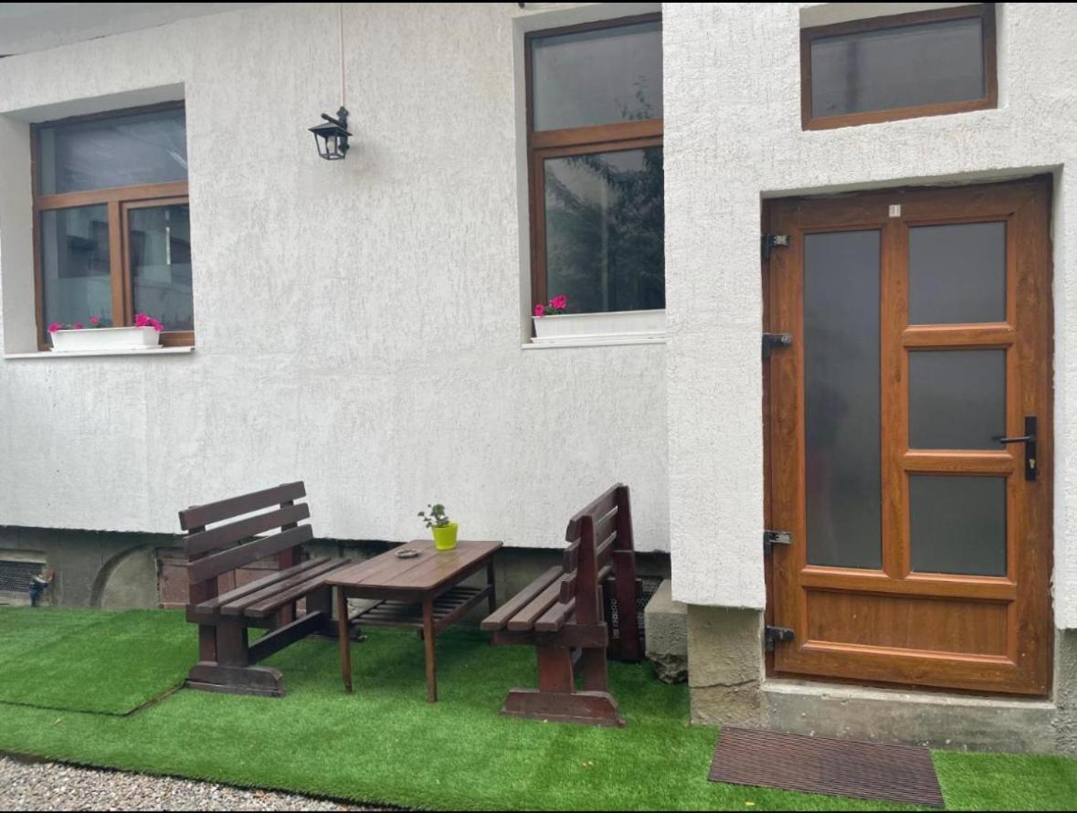 Schei Brasov-Скей Брашов Apartment Luaran gambar