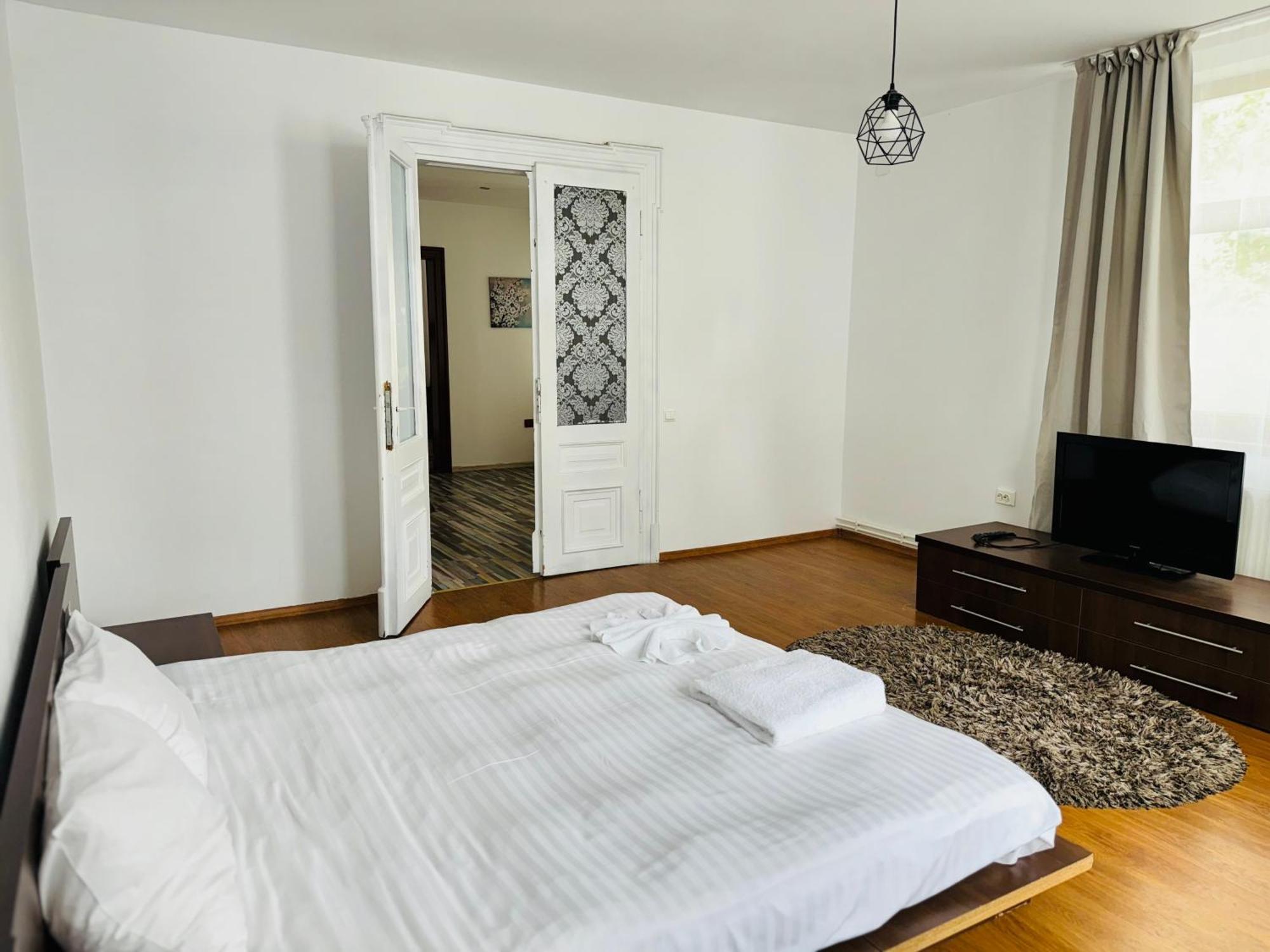 Schei Brasov-Скей Брашов Apartment Luaran gambar